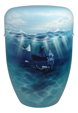 Unterwasserwelt - Wracktaucher mit Manta